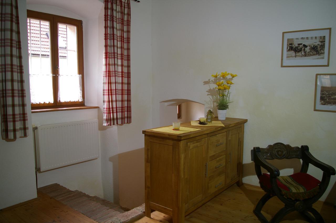 Ferienwohnung Zum Kapuziner Poysdorf Exterior foto